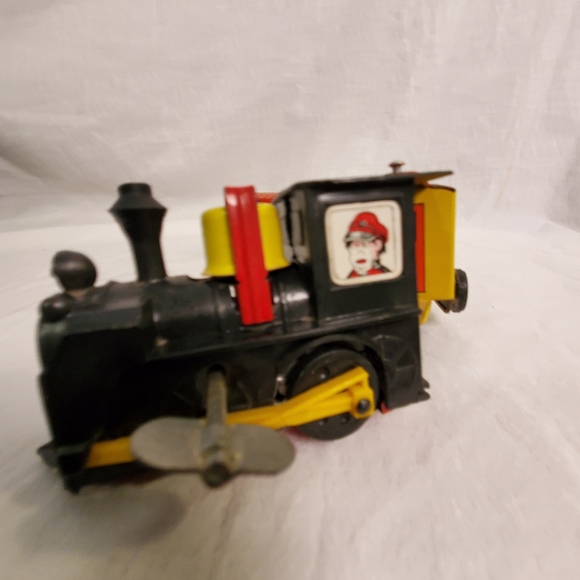 Vintage Western Comic ZigZag Wind Up Toy Train Engine & 3 Cars - Picture 3 of 5